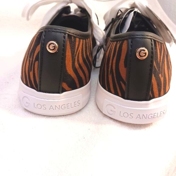 NEW! GUESS Tiger Animal Print Sneakers Womens 8 Brown Velour Avant Garde Glam - Picture 4 of 16